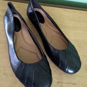Earth Black Flats
